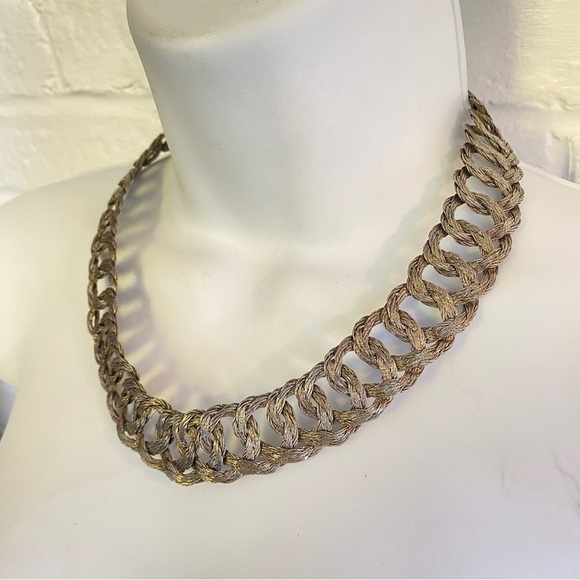 Silver Wire Loops Necklace Unisex - Picture 8 of 8